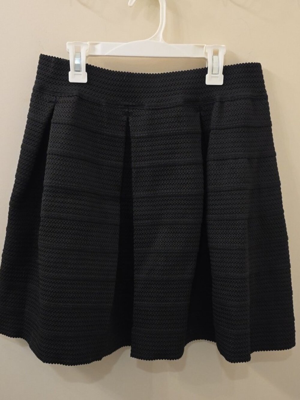 attention Black Textured A-Line Skirt